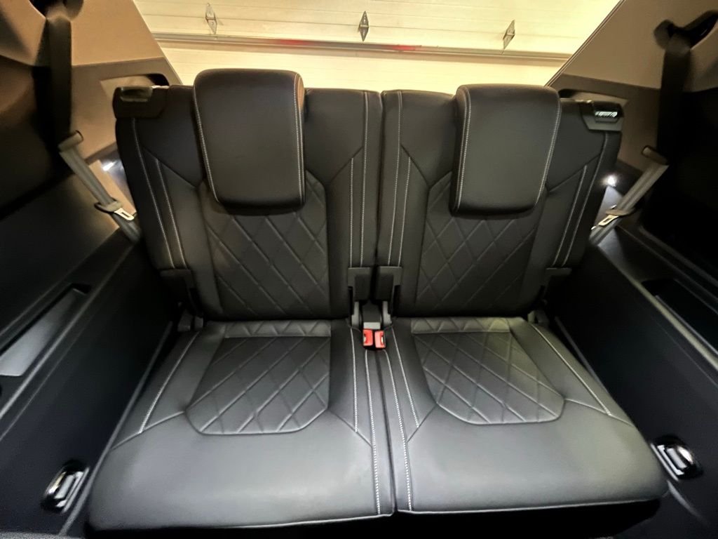 New 2026 Black Volkswagen 2.0T SEL Premium R-Line image 26
