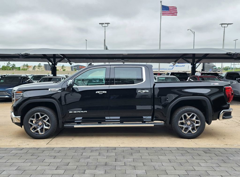 2026 GMC Sierra 1500 SLT - Photo 7