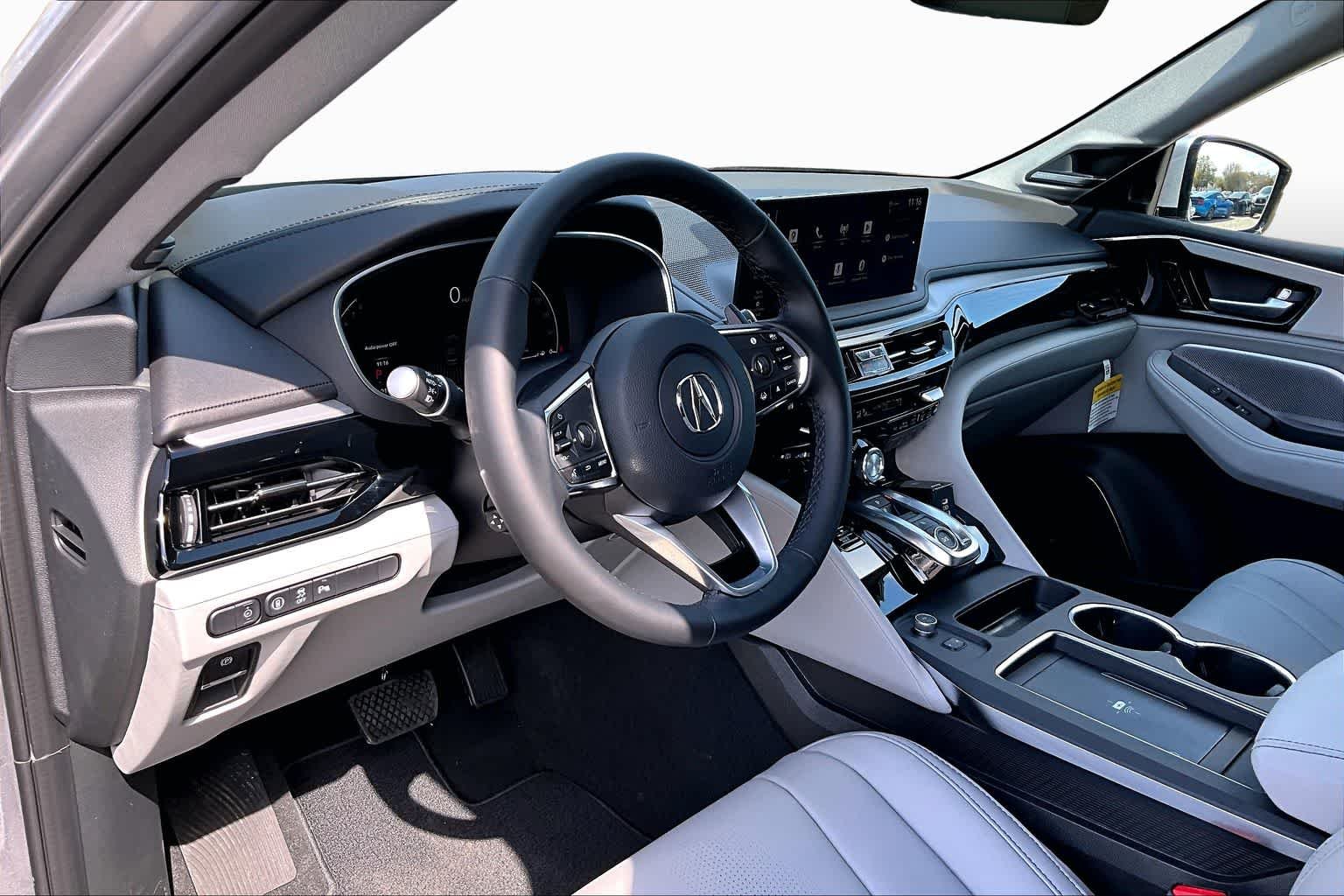 New 2026 Solar Silver Metallic Acura w/Technology Package image 8