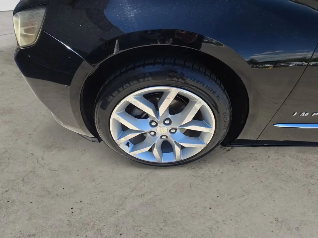Used 2015 BLACK Chevrolet LTZ image 14