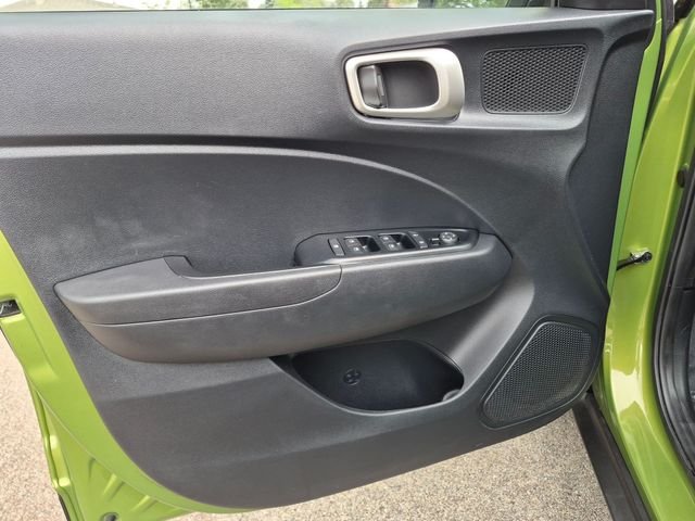 Certified Used 2023 Green Hyundai SEL image 13