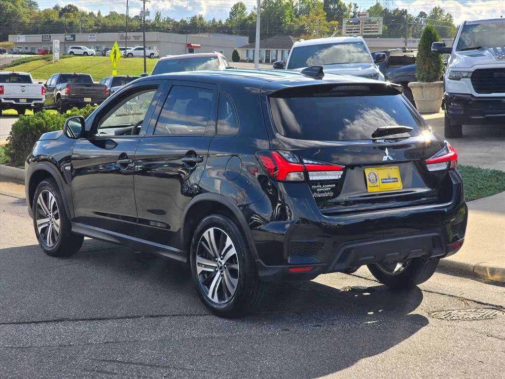 Used 2025 Black Mitsubishi 2.0 SE image 24