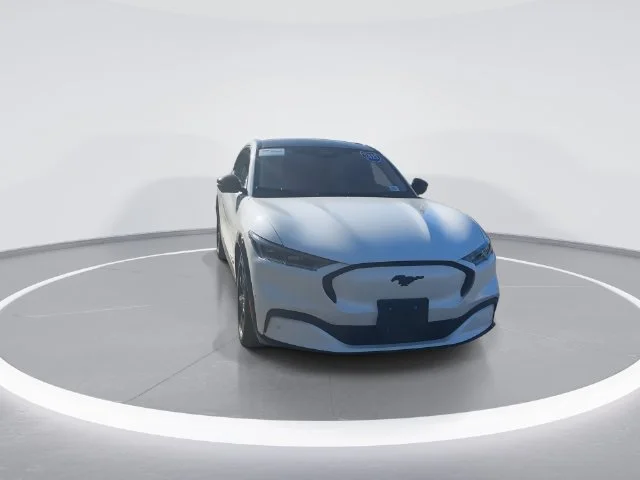 Used 2023 White Ford Premium image 2