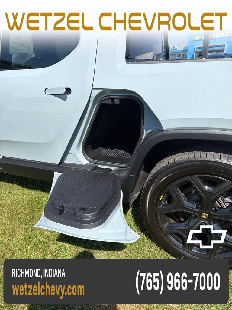Used 2023 Blue Rivian Adventure image 33