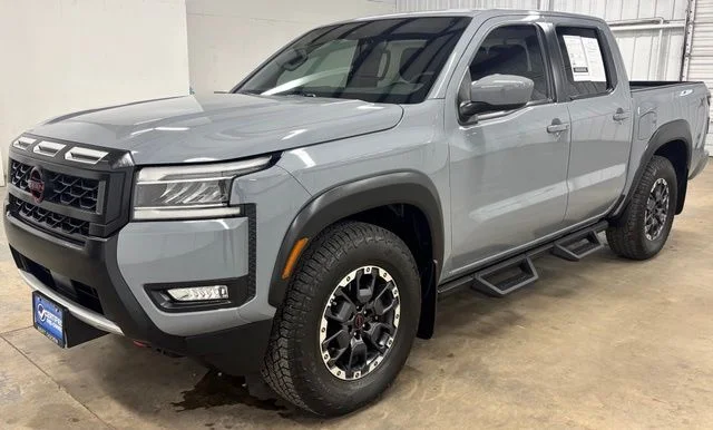 Used 2025 Gray Nissan PRO-X image 3