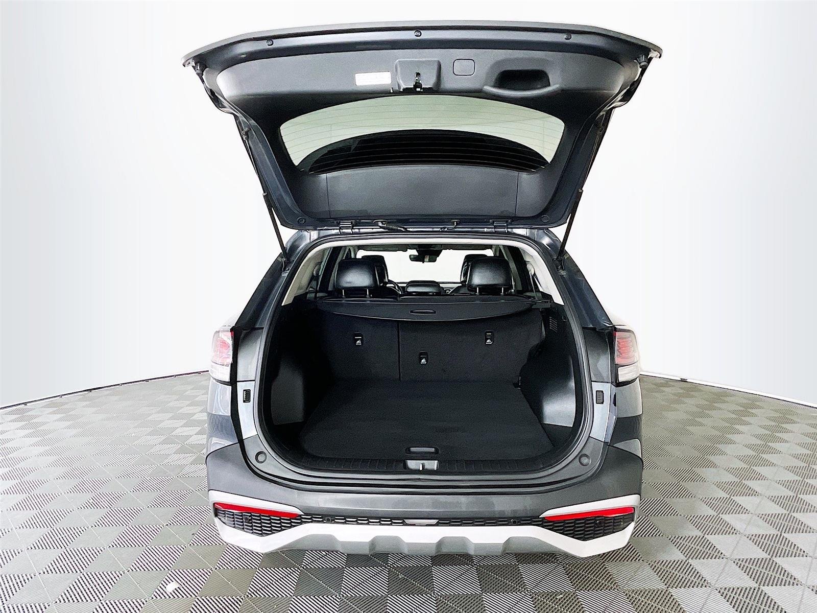 Used 2023 Gravity Gray Kia EX image 29