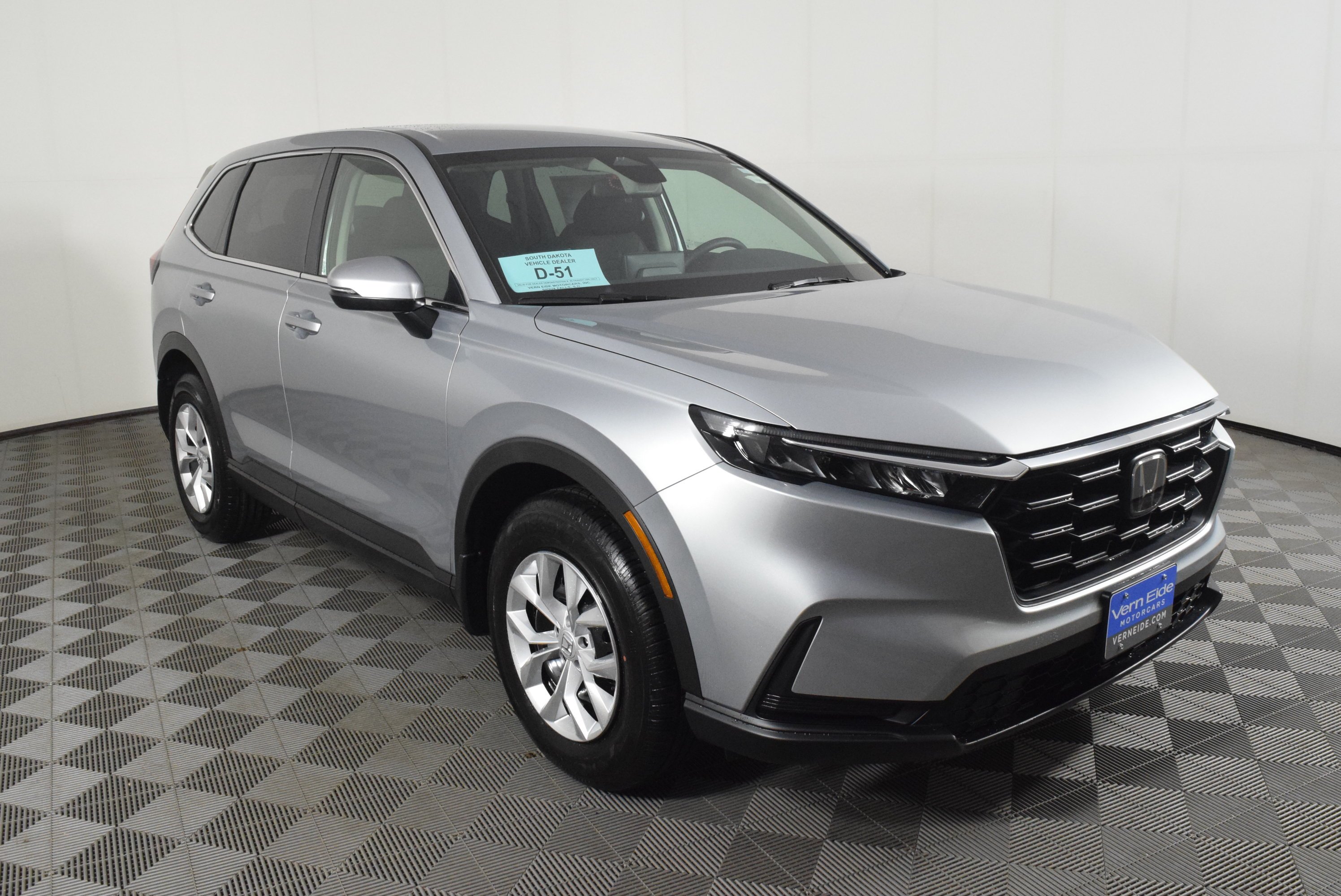 New 2026 Solar Silver Metallic Honda LX image 4