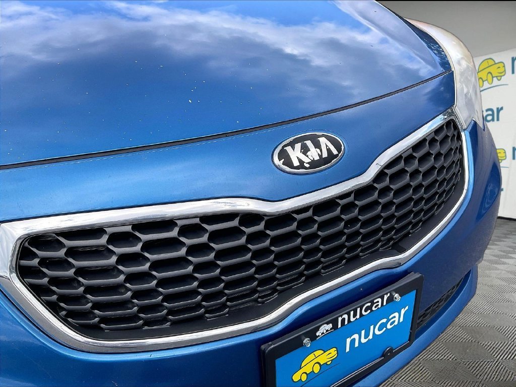 Used 2014 Abyss Blue Kia EX image 28