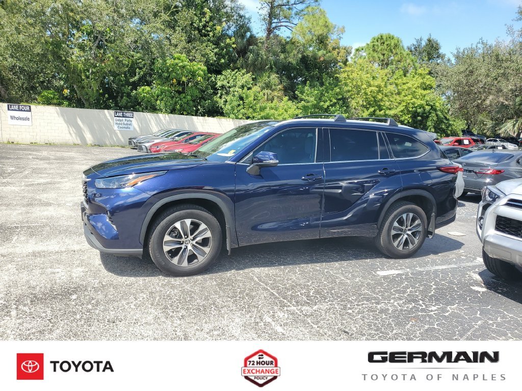 Used 2022 Blue Toyota XLE image 13