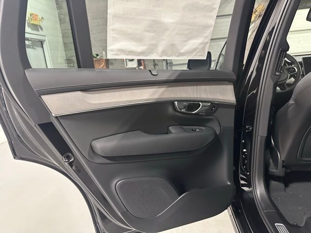 New 2026 Onyx Black Volvo Ultra image 12