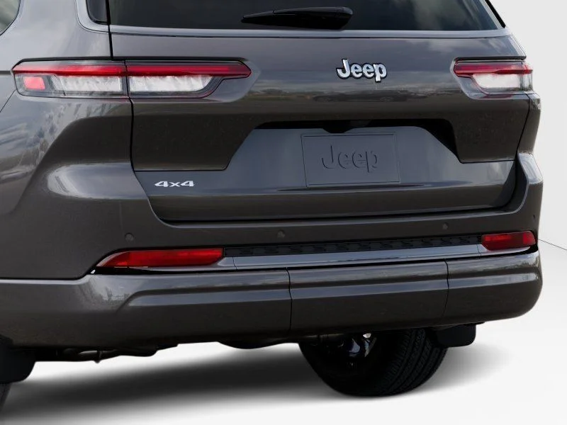 New 2026 Baltic Gray Metallic Clear-Coat Exterior Paint Jeep Limited Reserve image 7