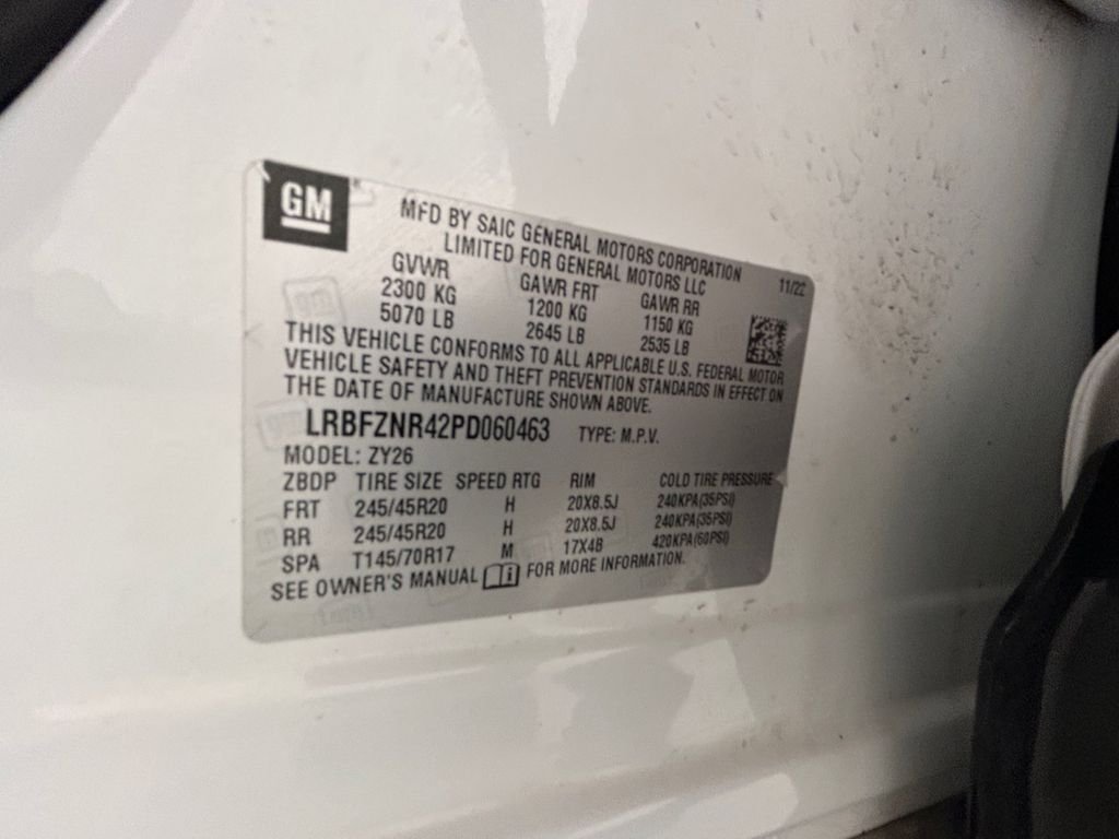 Used 2023 White Buick Essence image 20