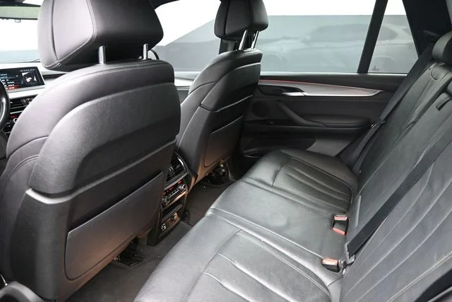 Used 2017 Silver BMW sDrive35i image 21