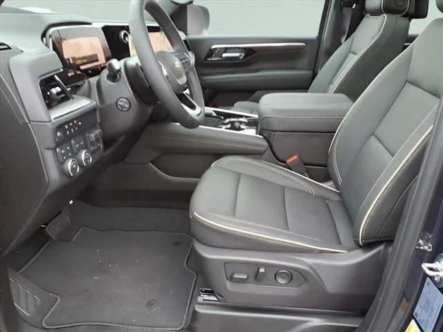 New 2026 Dark Ash Metallic Chevrolet Premier image 15