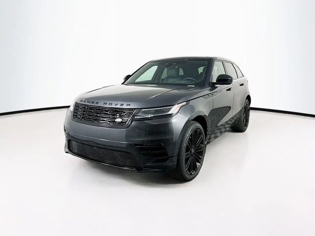 New 2026 Carpathian Gray Land Rover Dynamic SE image 1