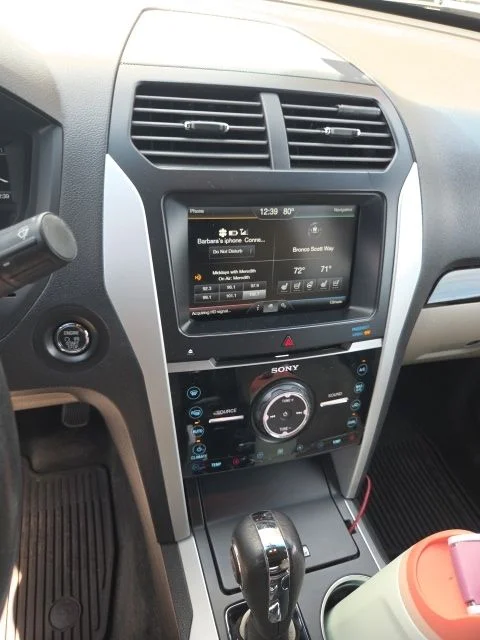 Used 2015 Red Ford Limited image 19