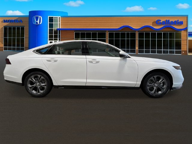 2026 Honda Accord Hybrid EX-L - Photo 8