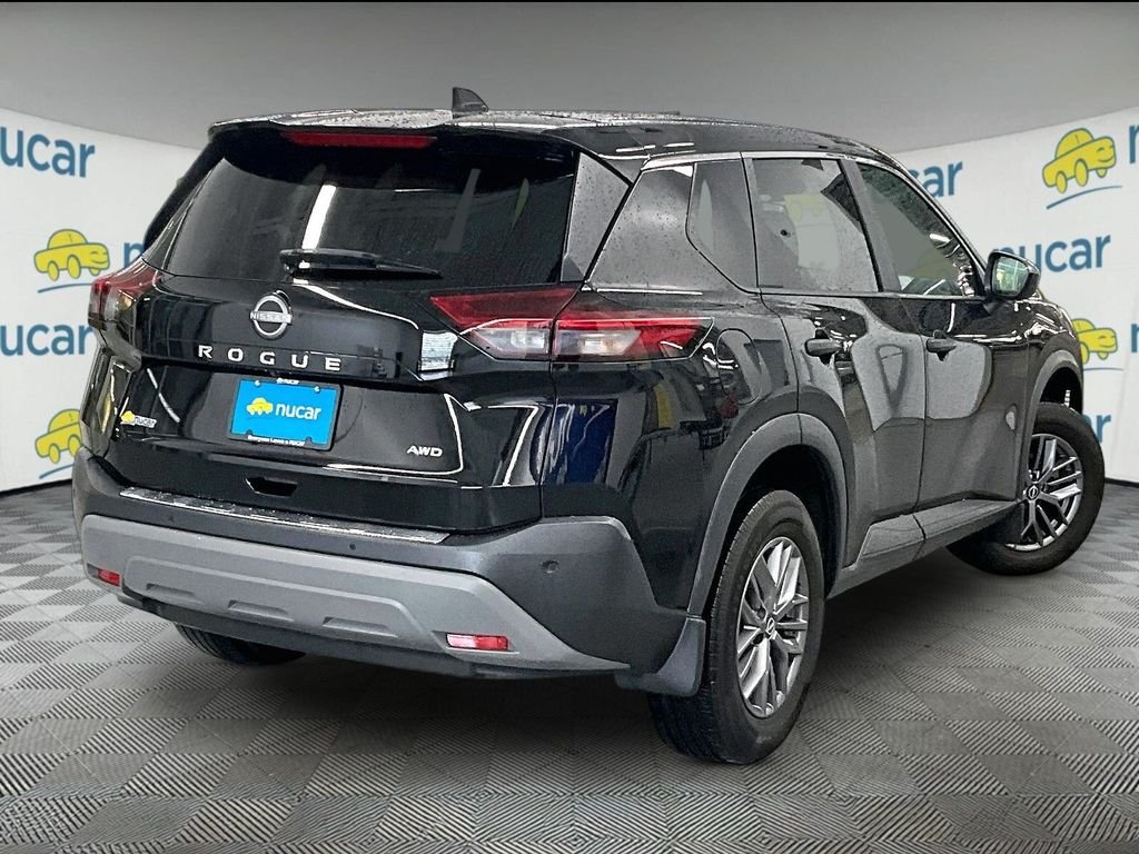 Used 2023 Black Nissan S image 6