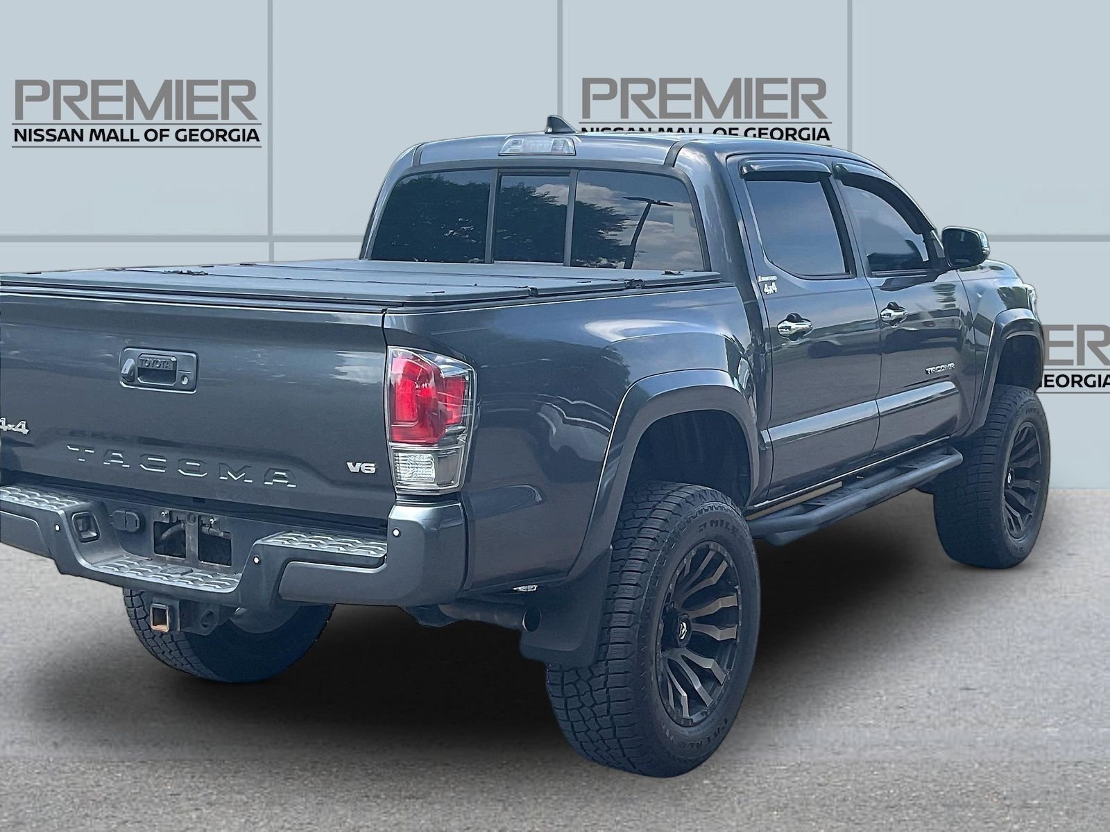 Used 2016 Gray Toyota Limited image 7
