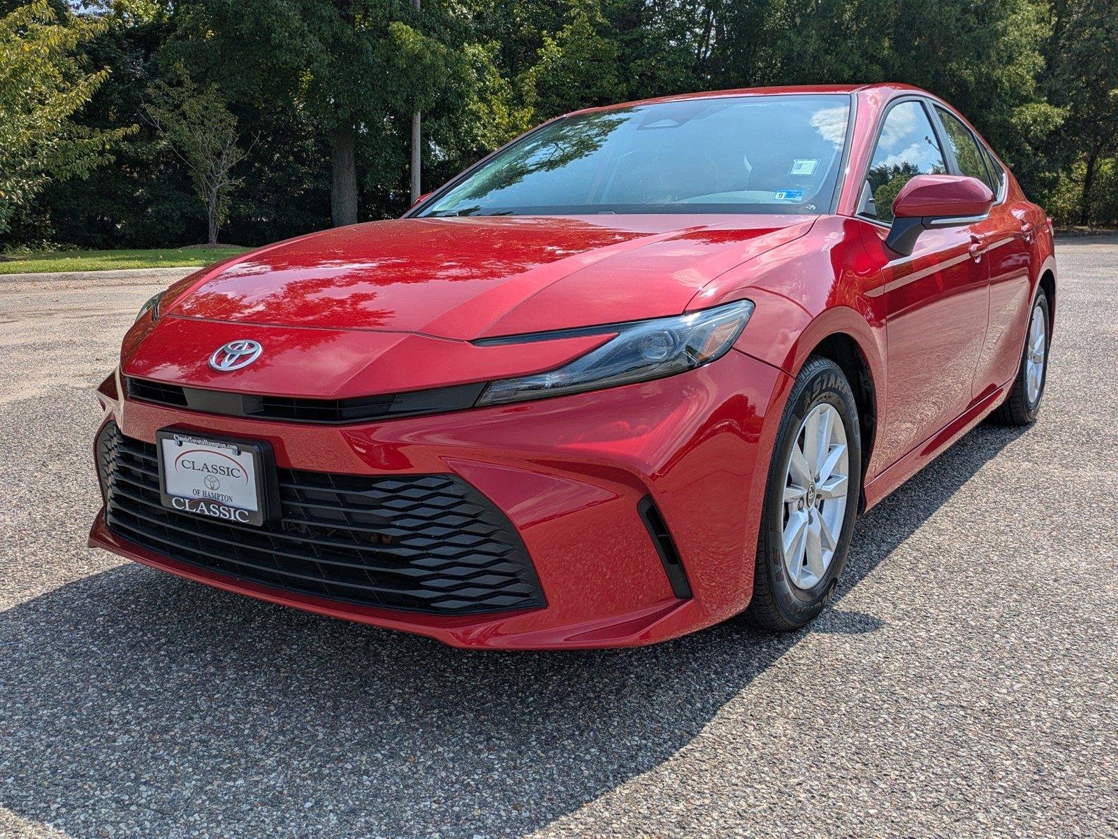 Certified Used 2025  Toyota LE image 8