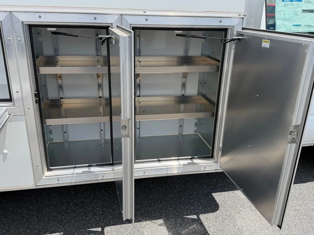 New 2026 Oxford White Ford E-350 SRW image 20