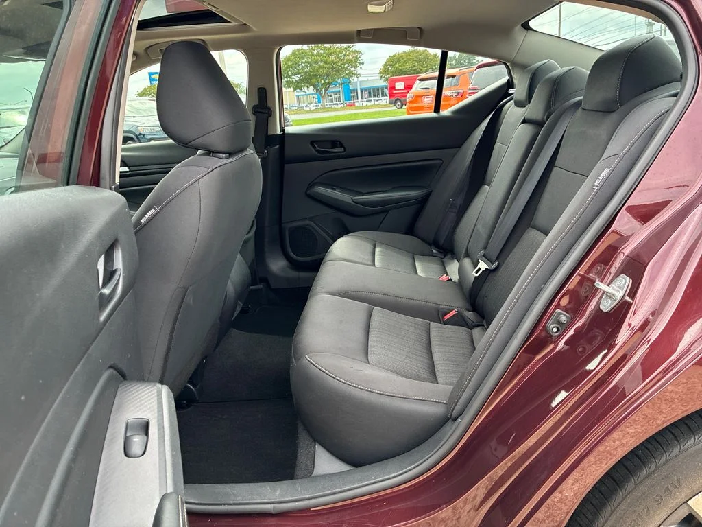 Used 2024 Red Nissan 2.5 SV image 19