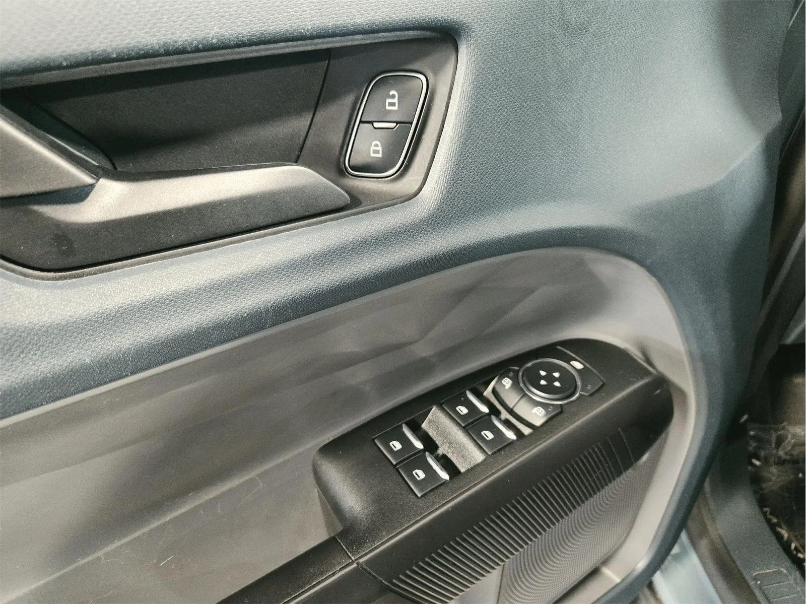 Used 2023 Area 51 Ford XL image 12