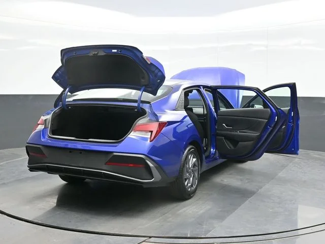Used 2024 Blue Hyundai SEL image 29