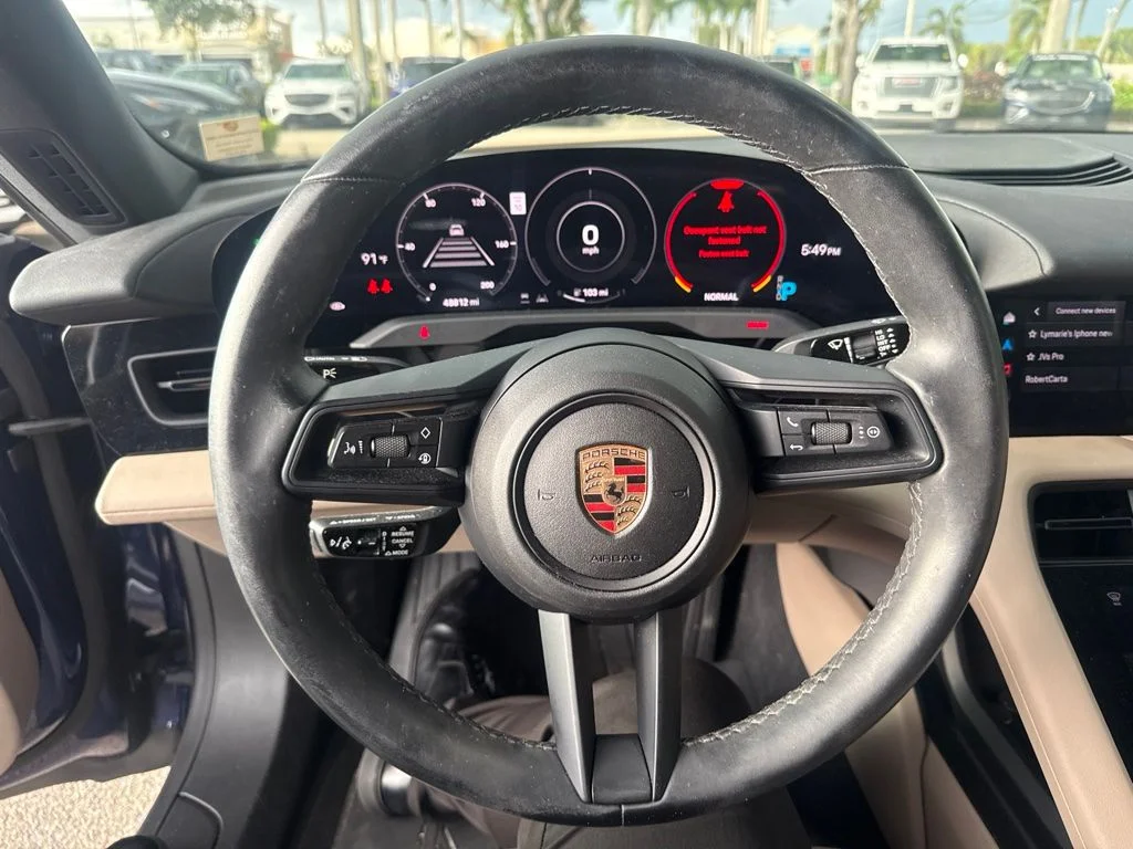 Used 2024  Porsche Base image 17