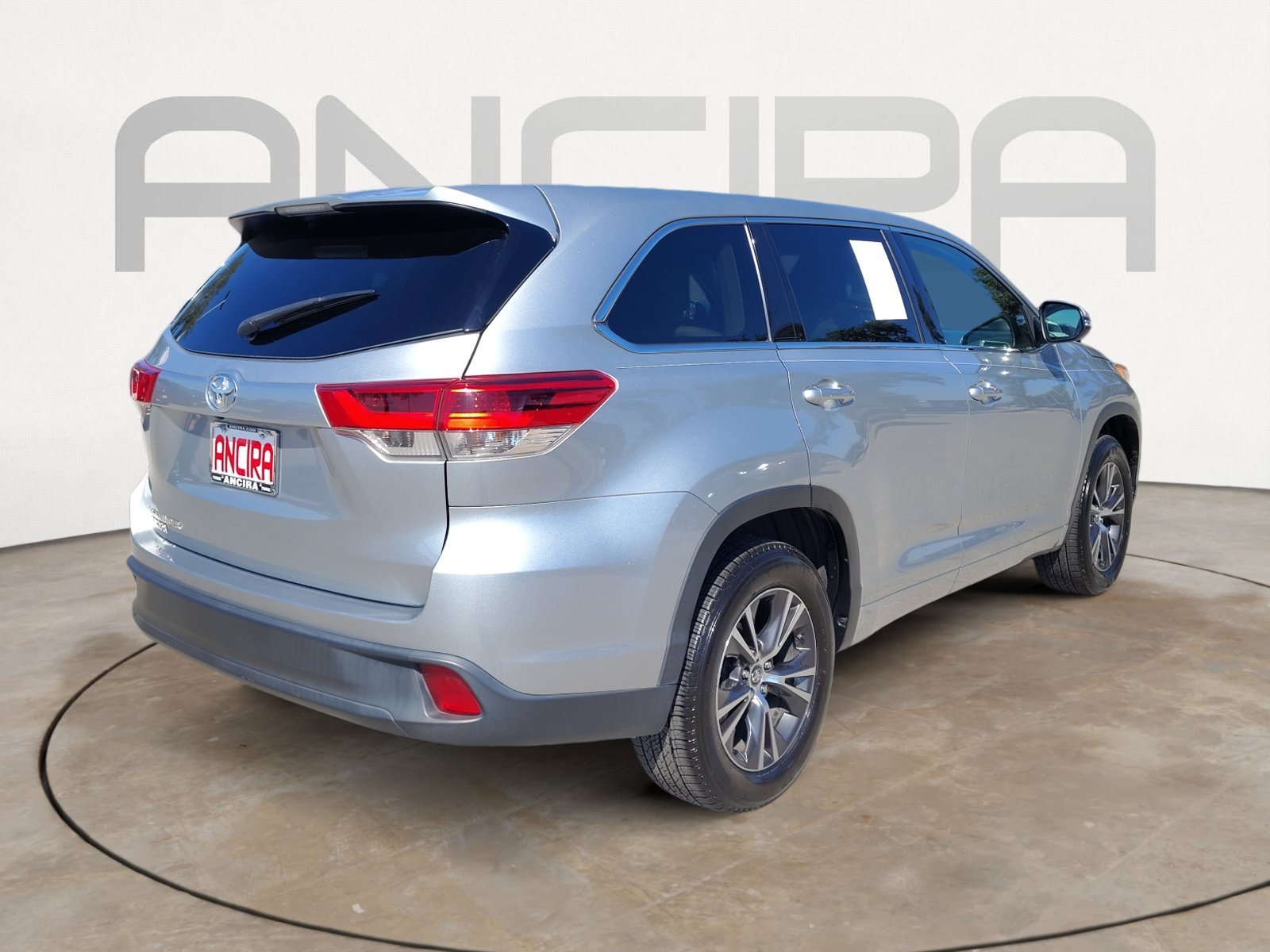 Used 2017 Celestial Silver Metallic Toyota LE image 11