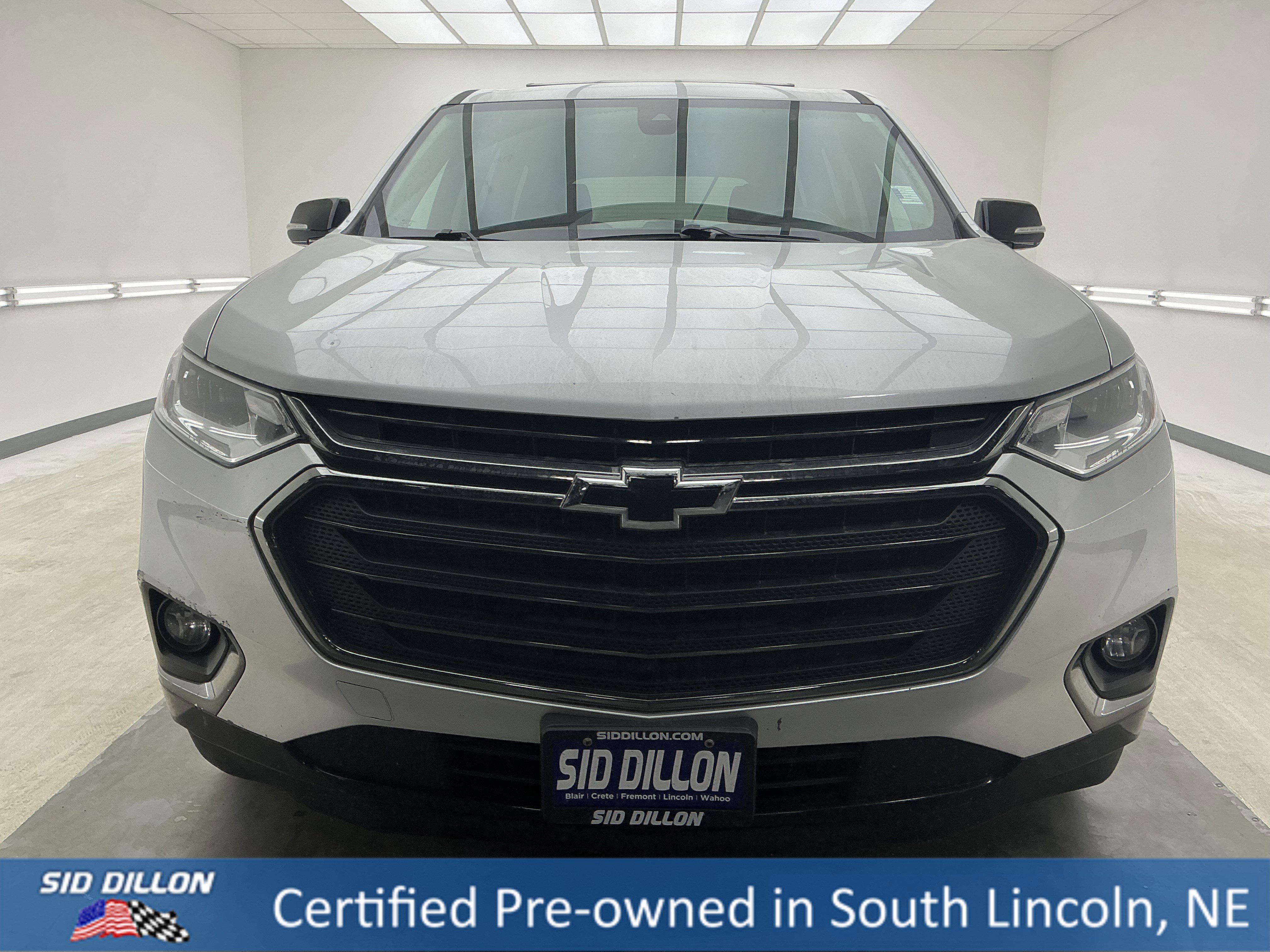Used 2019 Chevrolet Traverse Premier with VIN 1GNEVKKW8KJ308641 for sale in Fremont, NE