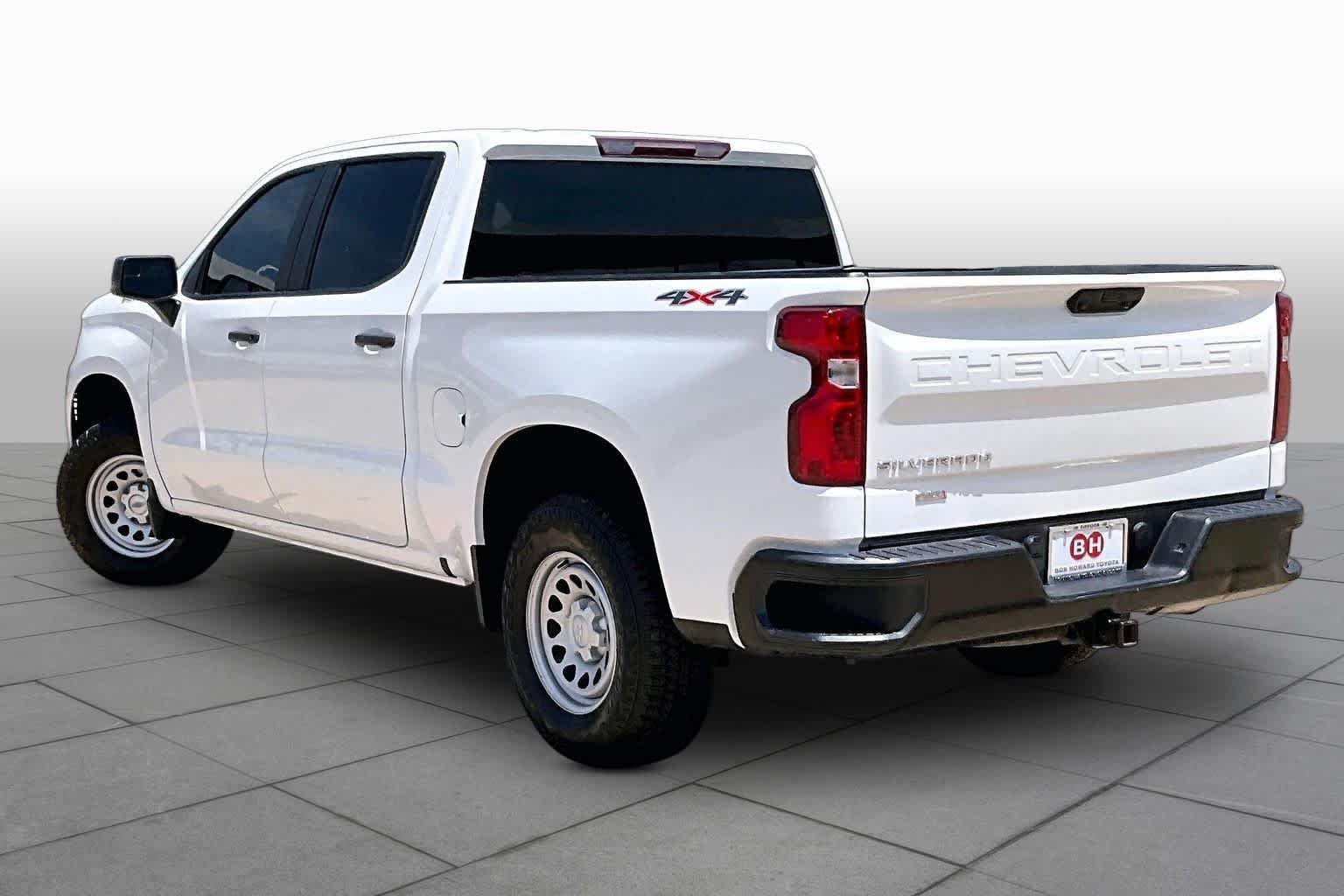 Used 2023 Summit White Chevrolet Work Truck image 12