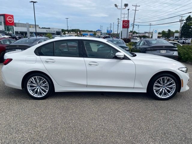 Used 2023 Alpine White BMW 330i xDrive image 29