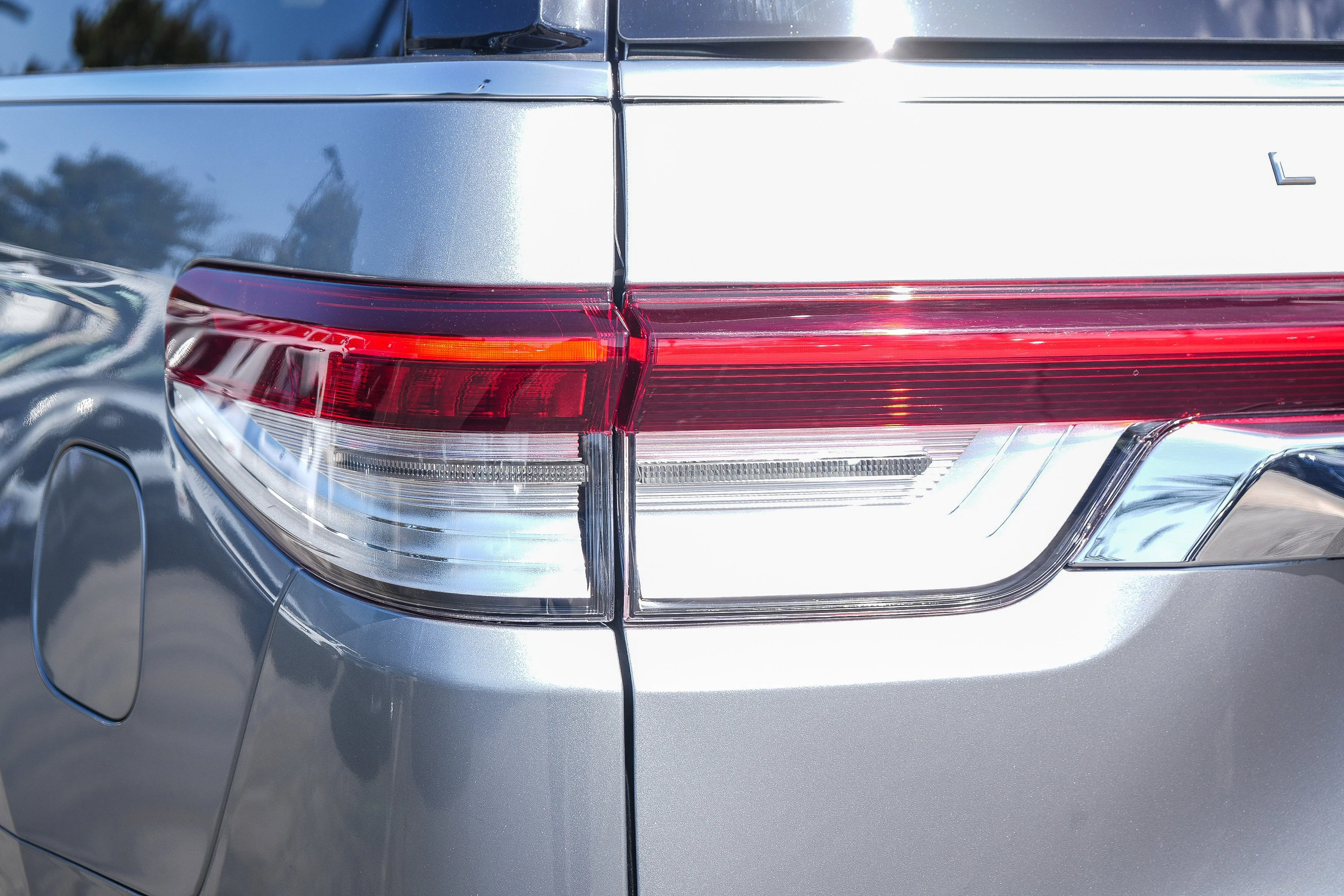 Certified Used 2024 Radiance Metallic Lincoln Premiere image 12