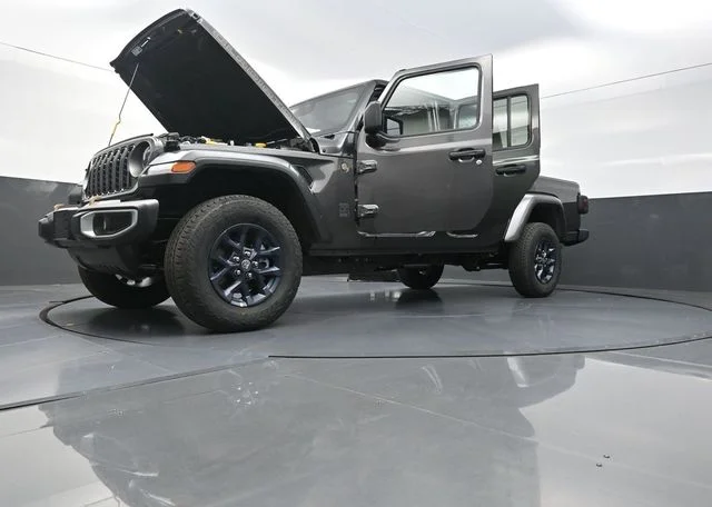 New 2026 Granite Crystal Metallic Clear-Coat Exterior Paint Jeep 85th Anniversary Edition image 31