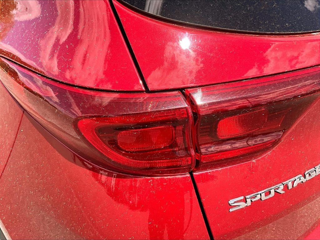 Used 2020 Red Kia LX image 32