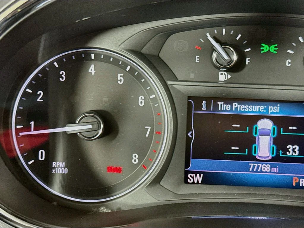 Used 2019 Red Buick Preferred image 14