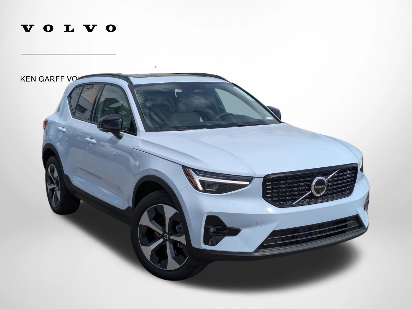 2026 Volvo XC40