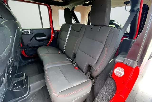 Used 2018 Red Jeep Unlimited Rubicon image 19