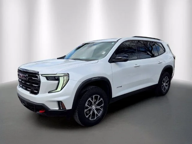 Used 2024 White GMC AT4 image 2