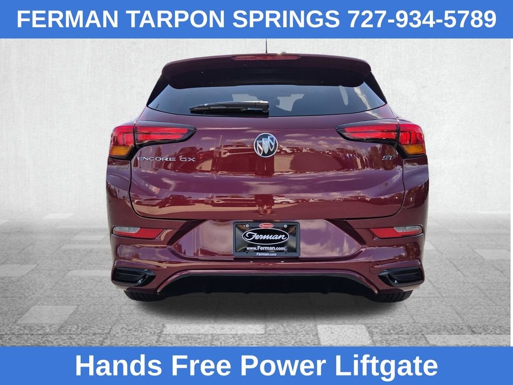 Used 2023 Red Buick Select image 10