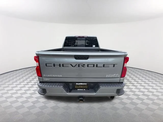 Used 2024 Sterling Gray Metallic Chevrolet High Country image 6