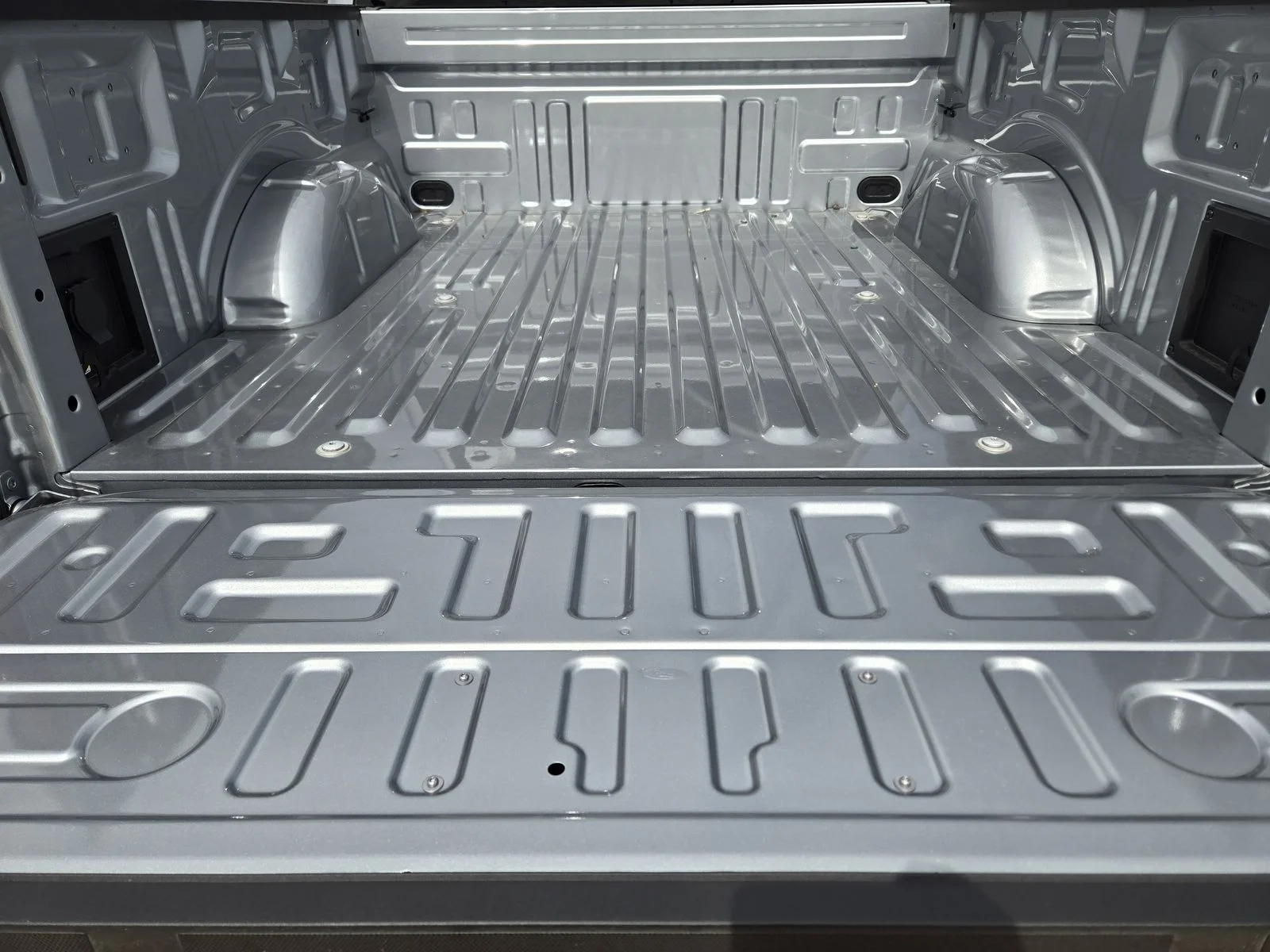 New 2026 Iconic Silver Metallic Ford XLT image 20