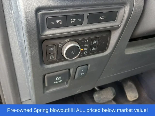 Used 2023 Black Ford Lariat image 27