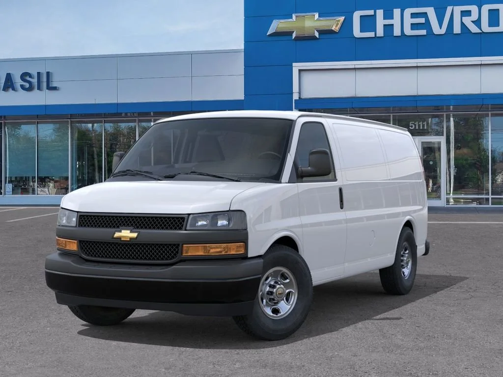 New 2026 Summit White Chevrolet 1WT image 6