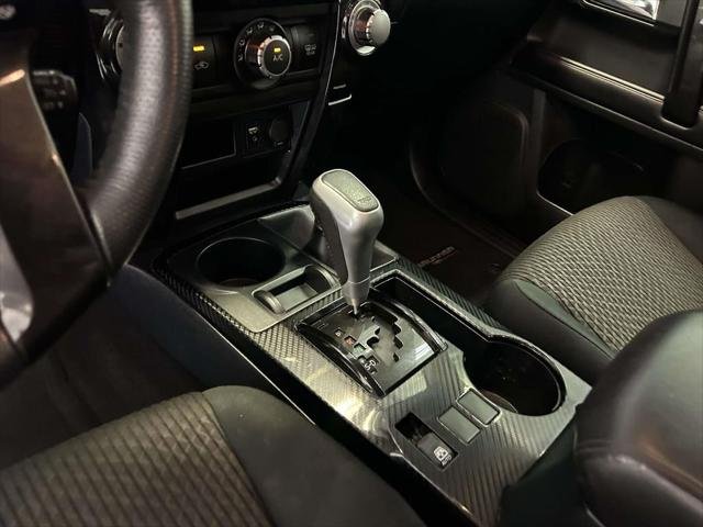 Certified Used 2019 MAGNETIC GRAY MET. Toyota  image 22