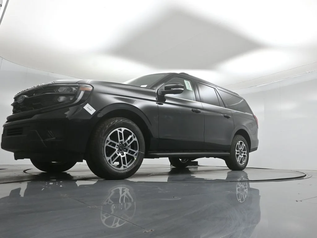 New 2026 Agate Black Metallic Ford Active image 28