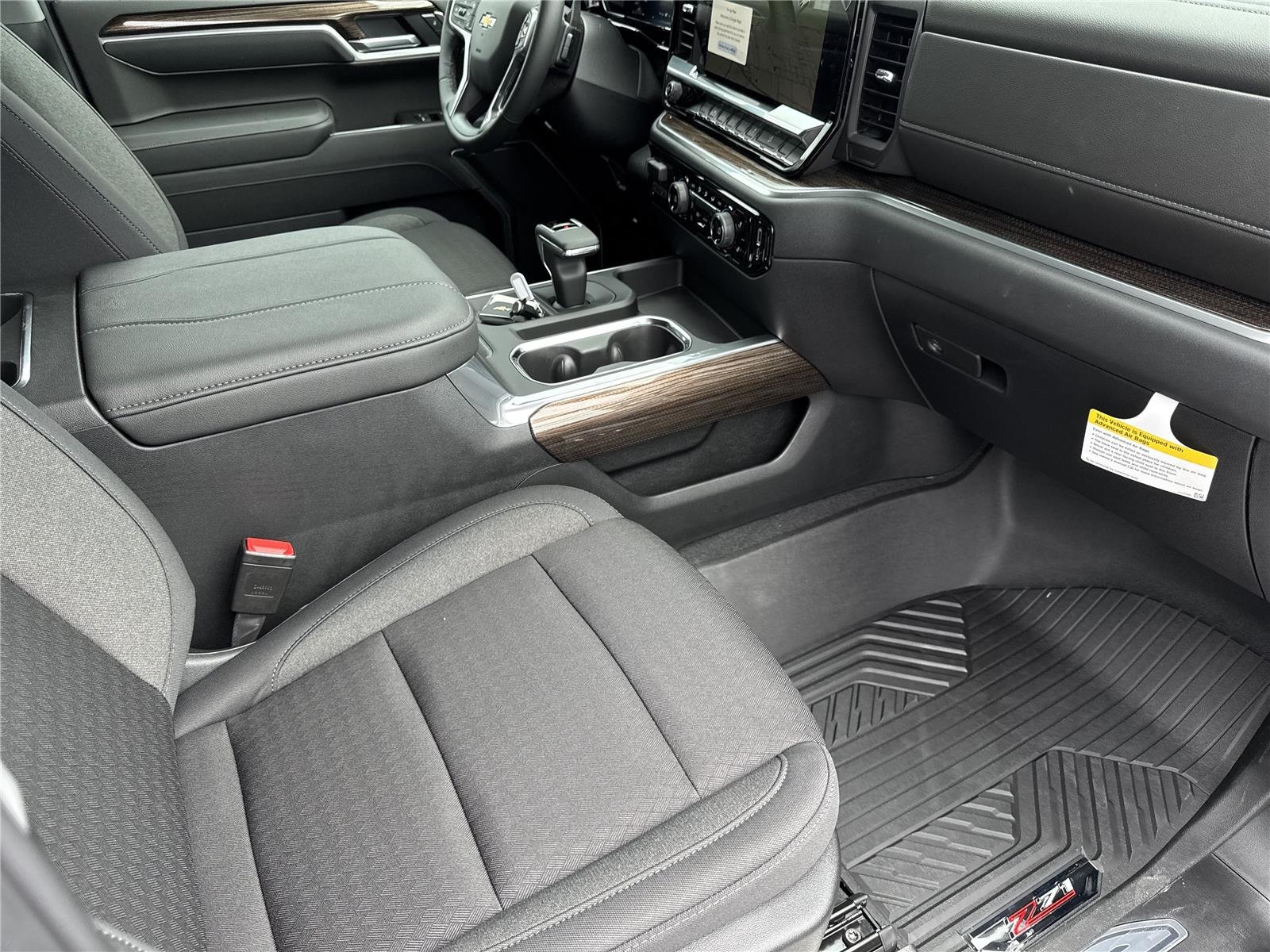 New 2026 Black Chevrolet LT image 33