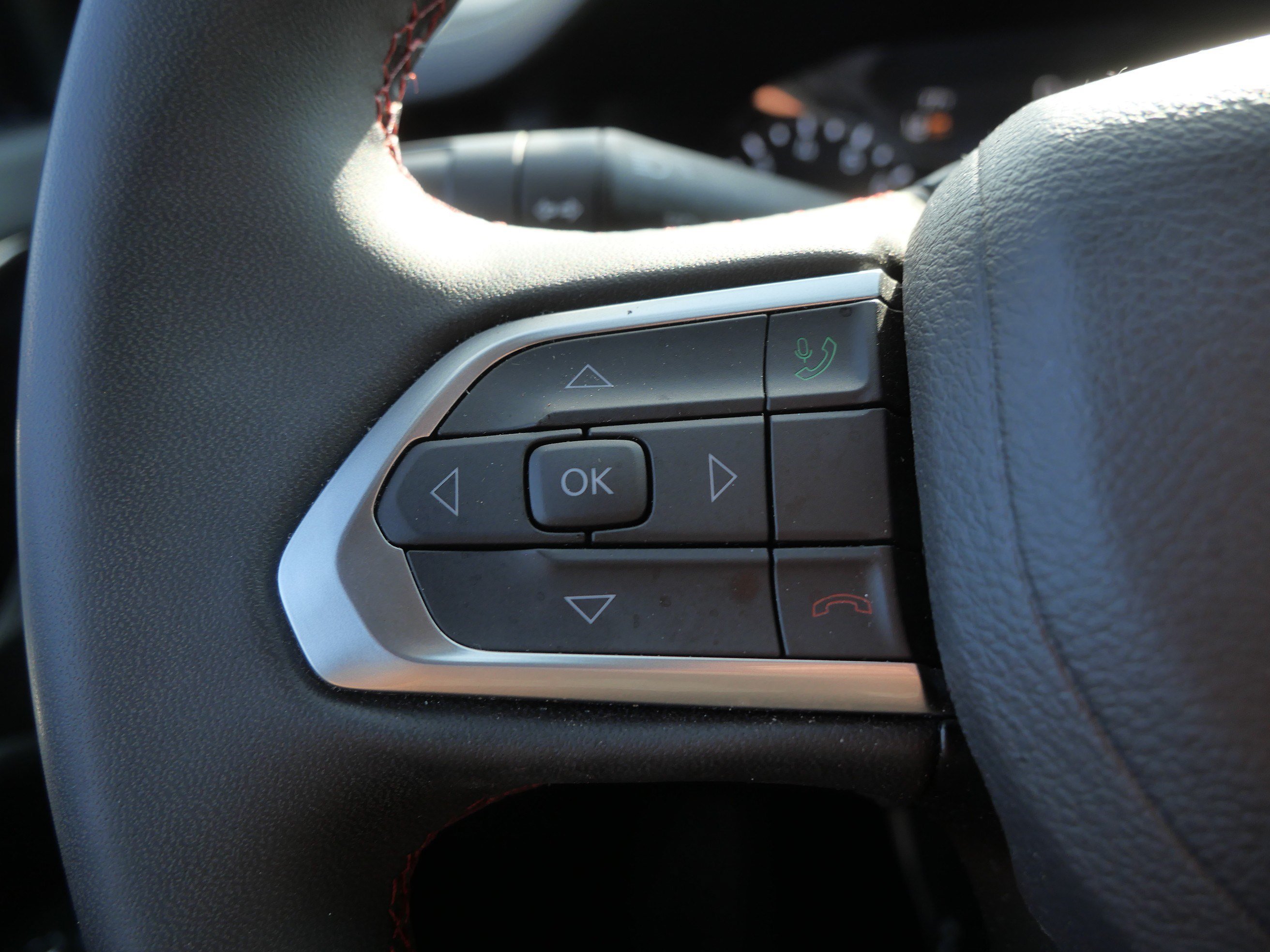 2025 Jeep Compass Trailhawk - Photo 27