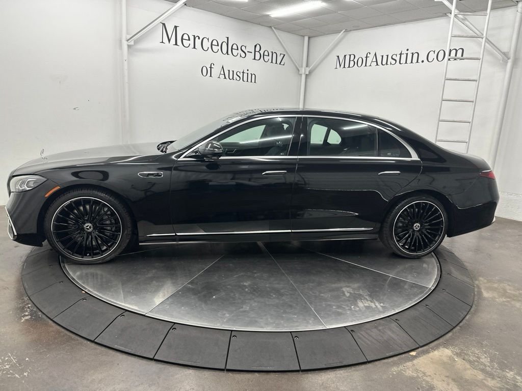 New 2027 Obsidian Black Metallic Mercedes-Benz S 580 image 4